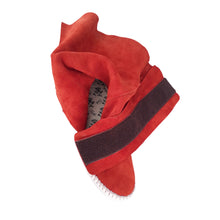 Load image into Gallery viewer, Women's Taos 4 Button Moccasins with Hook and Loop Closure 3100W